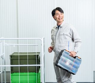 工場内で使う製品や次工程で加工する製品の運搬作業などをおまかせします。