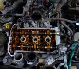 私たちには、海のフィールドと陸のフィールドの両方から人々の安心安全な暮らしを支えてまいります。