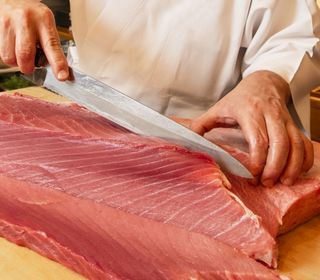 <font color="gold">新着・更新　</font>今までのご経験を活 かし和食調理全般 のお仕事です。バイキング料理の仕込みから仕上げ、オープ ンキッチンでの実演および接客をお 任せします。