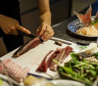 信州の魅力満載の本格和食とコースメニューです。 店内はテーブル席のほか、小上がりの小個室やグループ様向けの個室もあります。