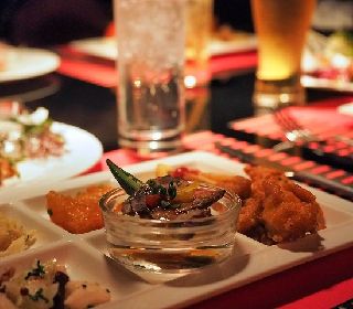 季節により表情を変える岩手山、季節の食材をふんだんに取り入れた自慢の料理で楽しい時間をお過ごしいただけます。