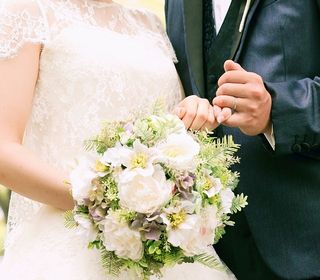 旧軽井沢の別荘地に佇むエレガントな雰囲気のホテルです。自然と伝統に包まれたアートウェディング、シェフの情熱と技術が詰まった至福の料理をお楽しみいただけます。