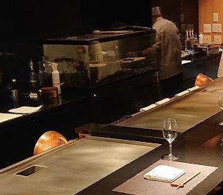都心から50分、自然豊かな木々に囲まれ季節を感じるロケーションです。 都心から50分、自然豊かな木々に囲まれ季節を感じるロケーションです。